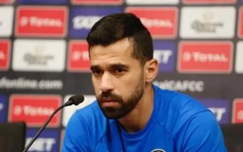 حسام غالي يكشف أسرار وكواليس رحيل عبدالله السعيد عن الأهلي